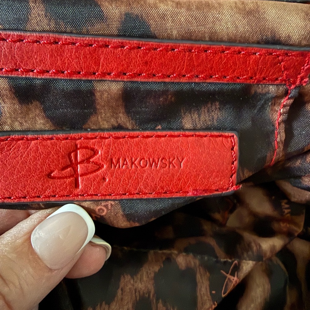 B Makowsky Red Pebbled Leather Hobo Shoulder Bag Silver Hardware Purse - Picture 10 of 11